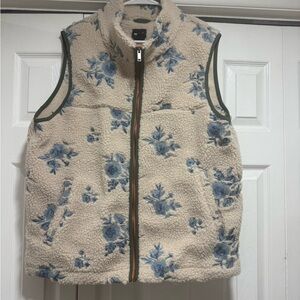 Anthropologie Cream Sherpa Vest with Blue Floral Print